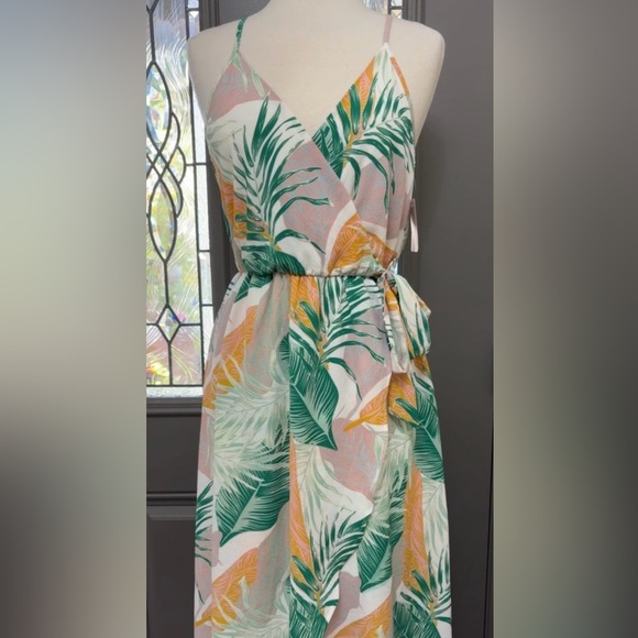 Dream of Me Tropical Leaf Print High Low Midi Wrap Dress - Picture 1 of 10